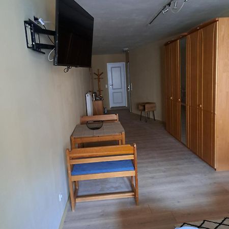 Trixis Bed & Breakfast Митенвалд Екстериор снимка